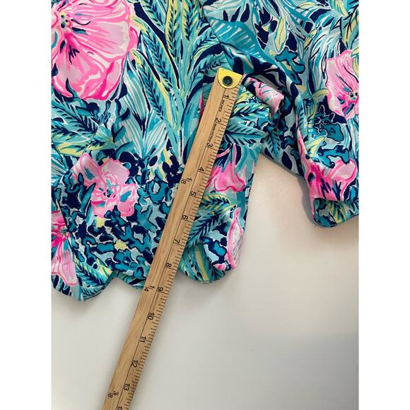 Lilly Pulitzer Size 2 Blue Floral Shorts Scalloped Hem Stretch - Picture 7 of 7